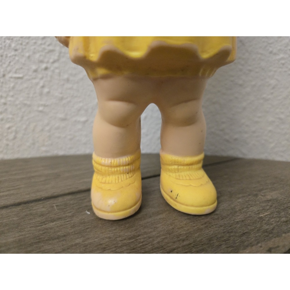 Vintage 1950's Rubber Doll, Ruth E. Newton, Sun Rubber Co, Yellow Dress Red Hair - Picture 4 of 13